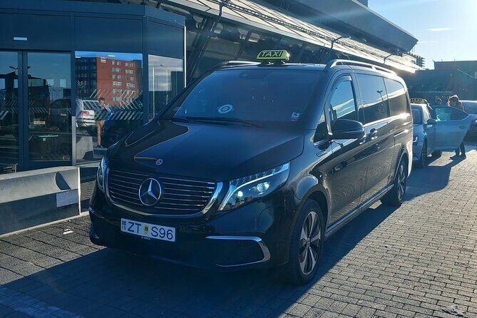 Private Transfer from Keflavik Airport to Reykjavik/surrounding - Key highlights to look for