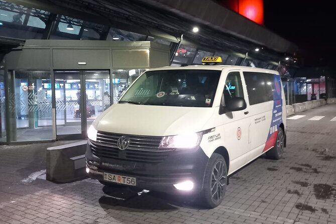 Private Transfer from Reykjavik/surrounding to Keflavik Airport - Why This Reykjavik–KEF Transfer Works So Well