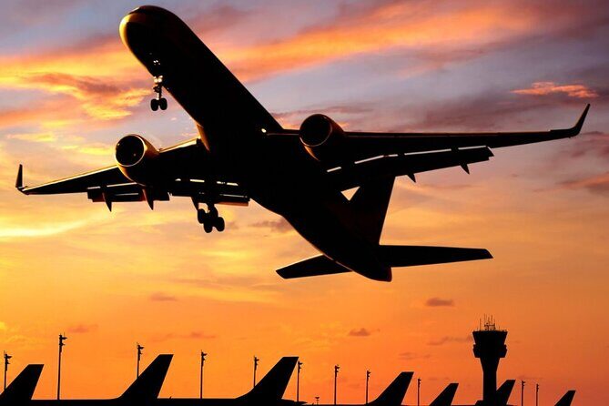 Private Transfer from/to Keflavik Airport (KEF) - Keflavik-to-Reykjavik, minus the stress