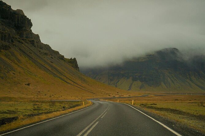 Private Transfer Keflavik Airport To Reykjavik Pick or Drop - Keflavik to Reykjavik: why a private transfer feels like a win