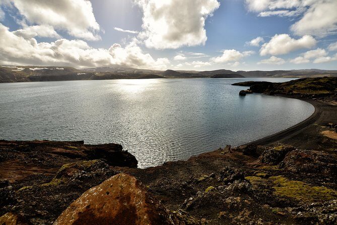 Reykjanes Geopark Small-Group Tour with Airport Transfer - Reykjanesviti lighthouse and Valahnúkamöl ridge: old Iceland, sharp rock, and sea air