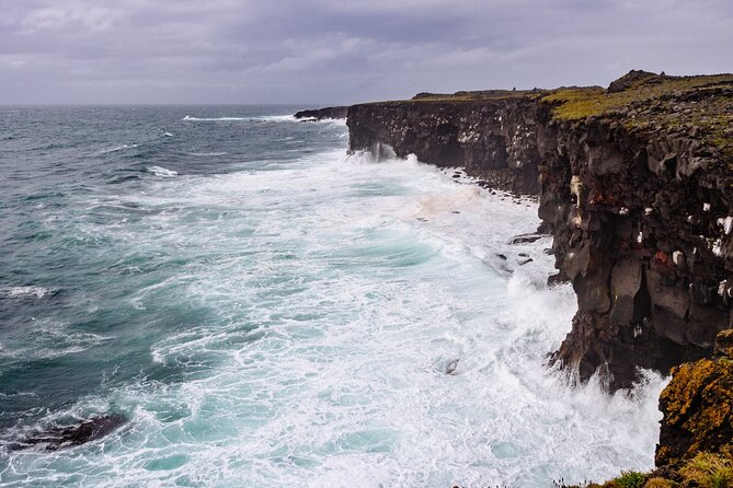 Reykjanes Peninsula: Volcanos & Blue Lagoon Self-Guided Tour - Fagradalsfjall Volcano, Selatangar detour, and Krýsuvíkurberg Cliffs: modern fire and seabird drama