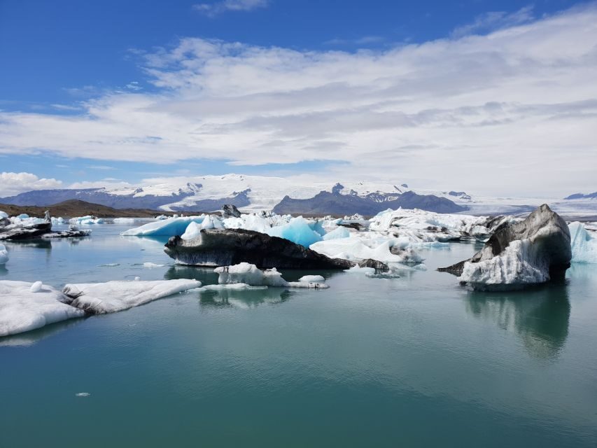 Reykjavík: 2-Day Tour with Icebergs, Glaciers & Waterfalls - Key highlights worth getting excited about