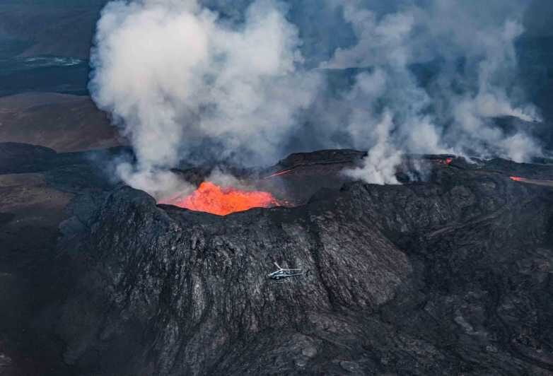 Reykjavik: 45-Minute Volcano Sightseeing Helicopter Tour - Getting to the base: Reykjavik FBO near the city center