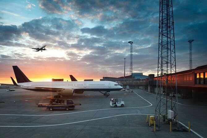 Reykjavik area to Keflavik Private Luxury Airport Transfer - Door-to-airport convenience that actually feels Iceland-proof