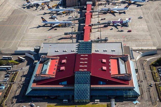 Reykjavik area to Keflavik Private Luxury Airport Transfer - Communication and mobile ticket: getting it right before pickup