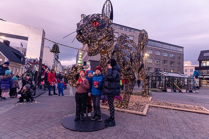 Reykjavik Christmas Walking Tour - Austurvöllur Square and the Oslo Christmas Tree: the big visual anchor