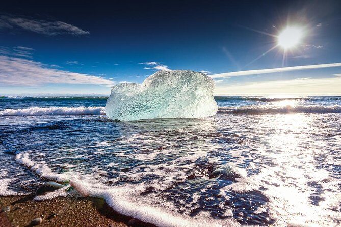 Reykjavik: Glacier Lagoon Boat Ride & South Coast Full Day Tour - Vík: A Short Break in a Coastal Town Setting