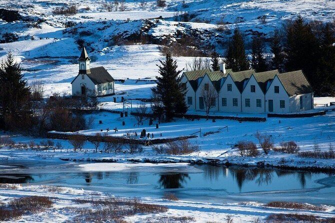 Reykjavik: Golden Circle and Northern Lights Small-Group Tour - Back in Reykjavik: how to use the gap for real dinner