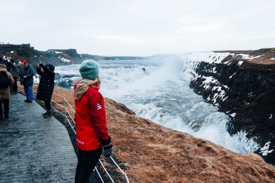 Reykjavík: Golden Circle and Silfra Snorkeling Combo Tour - Geysir geothermal area: the origin story stop