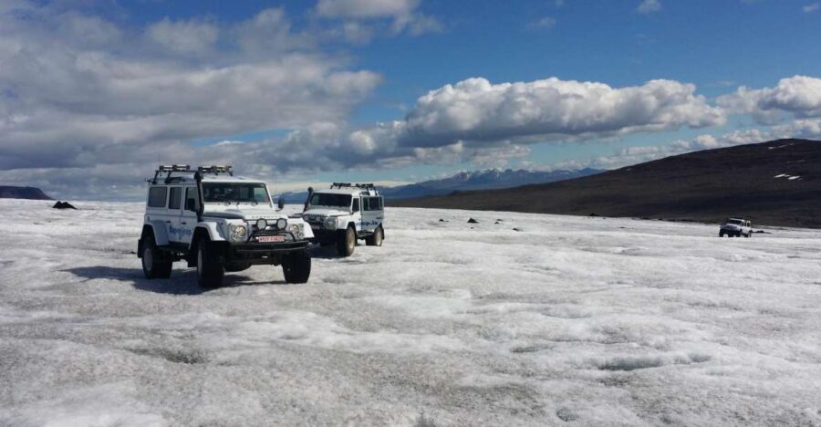 Reykjavik: Golden Circle & Langjökull Glacier on a Jeep - Thingvellir National Park: Watching the Plates Pull Apart