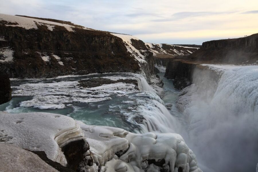 Reykjavik: Golden Circle & Northern Lights 4x4 Tour - Þingvellir National Park: the rift that explains Iceland