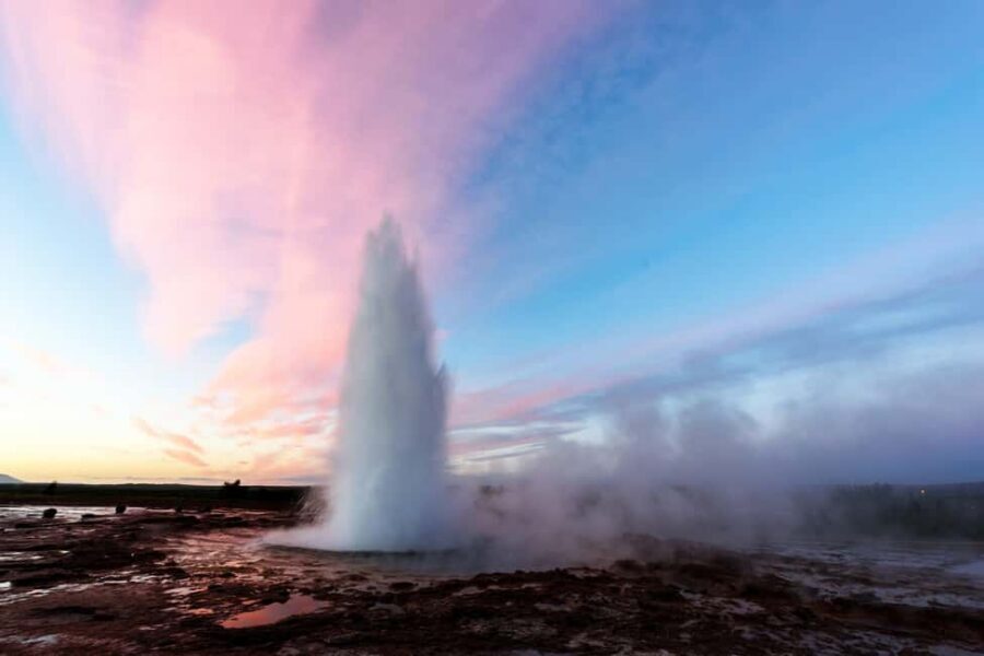 Reykjavík: Golden Circle, Secret Lagoon, & Friðheimar Tour - A full day of geysers and a warm soak near Reykjavík