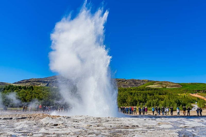 Reykjavik: Golden Circle Super Jeep and Snowmobile Tour - What to wear and pack: make cold a non-issue