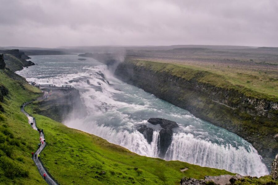 Reykjavik: Golden Circle, Tomato Farm and Kerið Crater Tour - Gullfoss Waterfall: the power stop that earns its fame