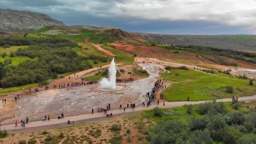 Reykjavik: Golden Circle Tour and Sky Lagoon Entry Ticket - Should you book the Reykjavik Golden Circle tour plus Sky Lagoon?