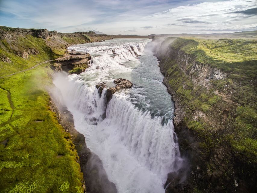 Reykjavík: Golden Circle Tour & Perlan Museum Tour - Golden Circle + Perlan: key things that make it worth your day