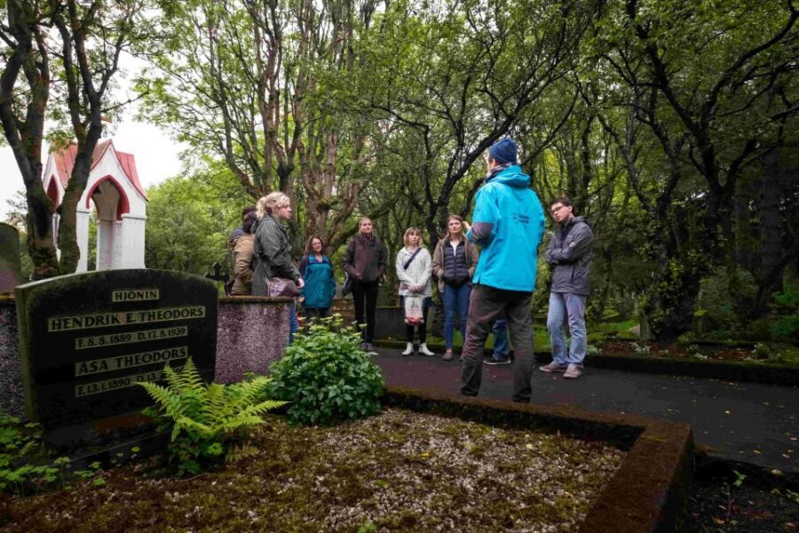 Reykjavik: Guided Folklore Walking Tour - Kirkjugarðurinn Suðurgötu: graveyard stories that keep their edge