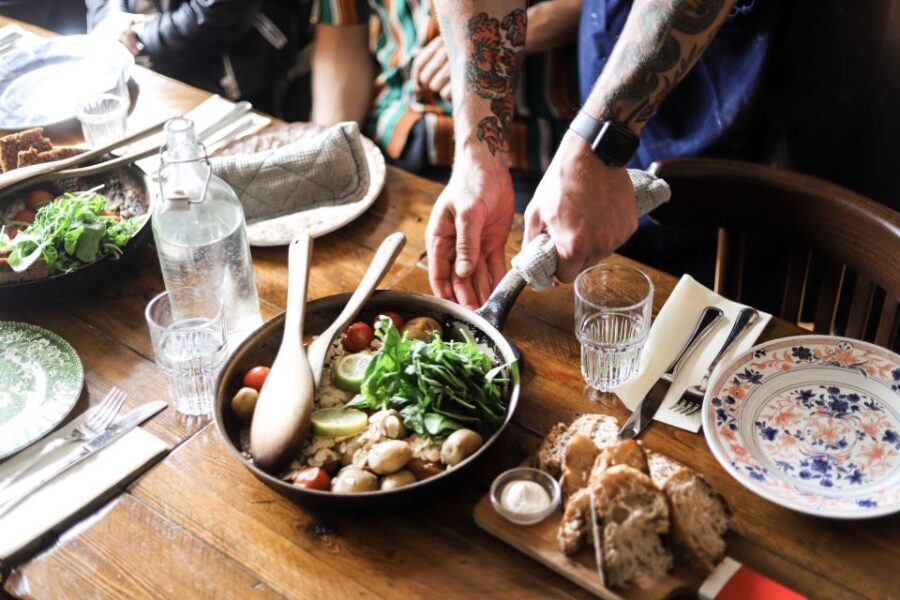 Reykjavik: Guided Foodie Walking Tour with 6 Tastings - Should you book this Reykjavik food walk?