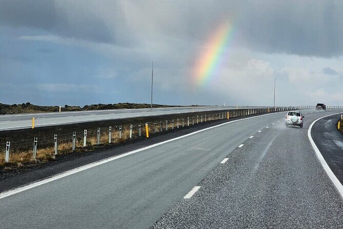 Reykjavik Iceland : Private transfer From / To KEF airport - Flexibility in Iceland: quick route or a purposeful stop