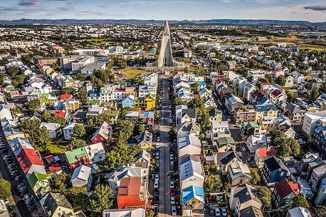 Reykjavik International Airport Private Departure Transfer - Luggage rules you should plan around (before you roll the dice)