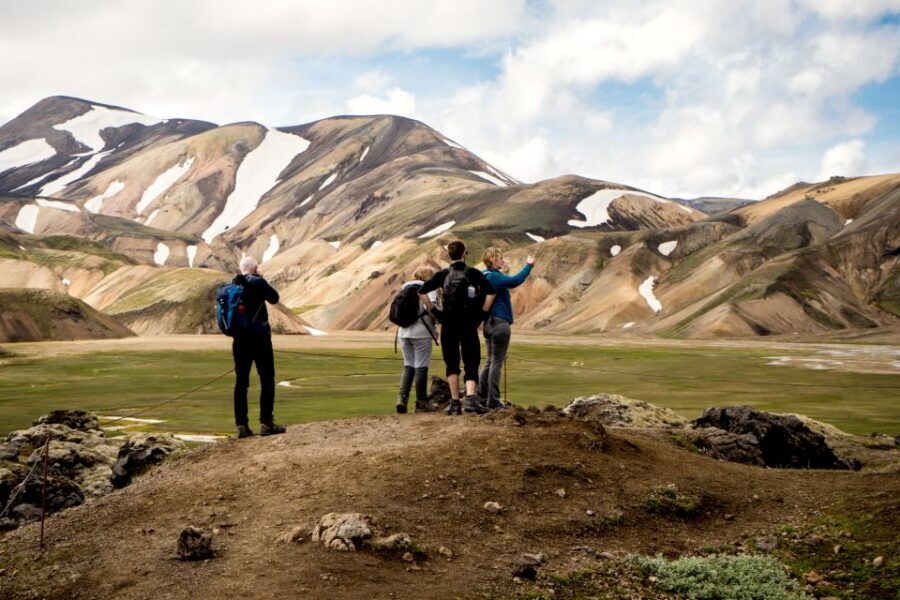 Reykjavík: Landmannalaugar Hike and the Valley of Tears - Sigöldugljúfur Valley of Tears: waterfalls, springs, and fast photo framing
