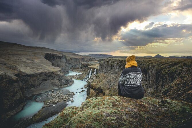 Reykjavík: Landmannalaugar & Icelandic Highlands Super Jeep Tour - The Best Bits at a Glance