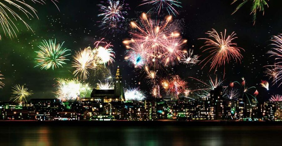 Reykjavik: New Years Fireworks Midnight Cruise - Your Night Schedule: The 10:30 PM Departure and Midnight Toast
