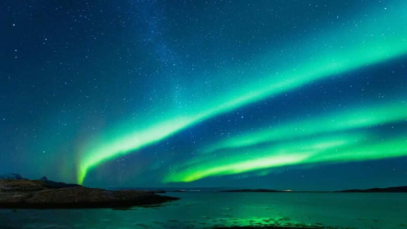 Reykjavik: Northern Lights Adventure Tour with Hot Chocolate - Price and Value: Is It Worth $67?