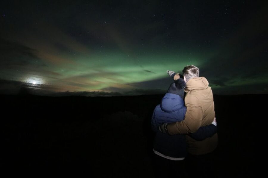 Reykjavik: Northern Lights Experience by Superjeep - Guide energy and group dynamics when Iceland weather hits