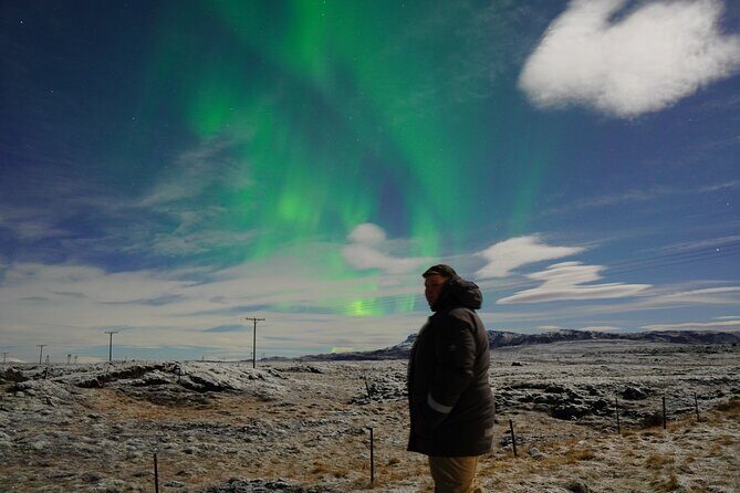 Reykjavik Northern Lights Tour with Pro Aurora Photos Small Group - When the Lights Are Faint: Why Photos Can Help You See What Your Eyes Miss