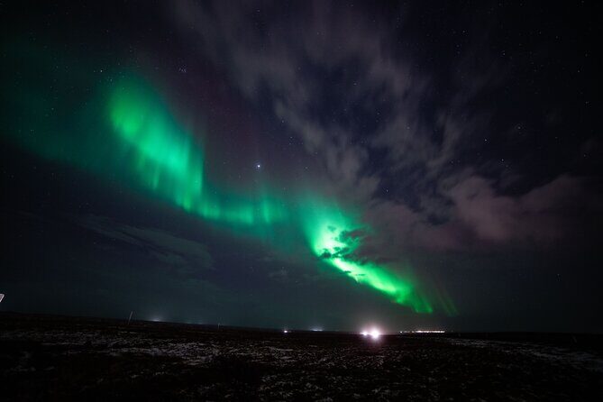 Reykjavik Northern Lights Tour with Professional Photographer - The real itinerary: one main stop, plus the moving around
