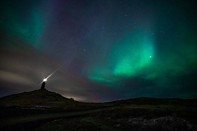 Reykjavik Northern Lights Tour with Professional Photographer - Who this Northern Lights tour suits best