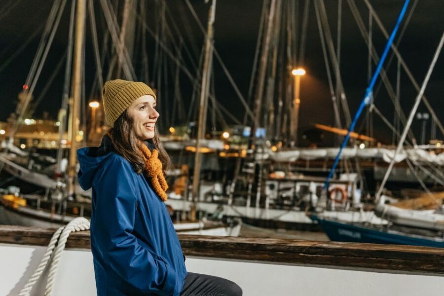 Reykjavik: Northern Lights Yacht Tour - Three Decks and Better Viewing Angles for Aurora Photos
