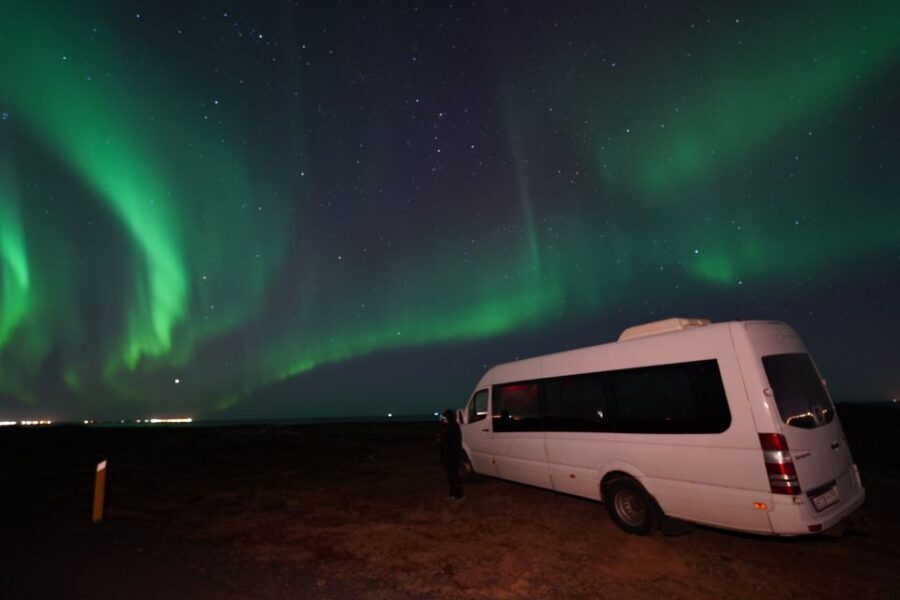 Reykjavik: Premium Northern Lights Tour with Free Photos - Key highlights worth your attention