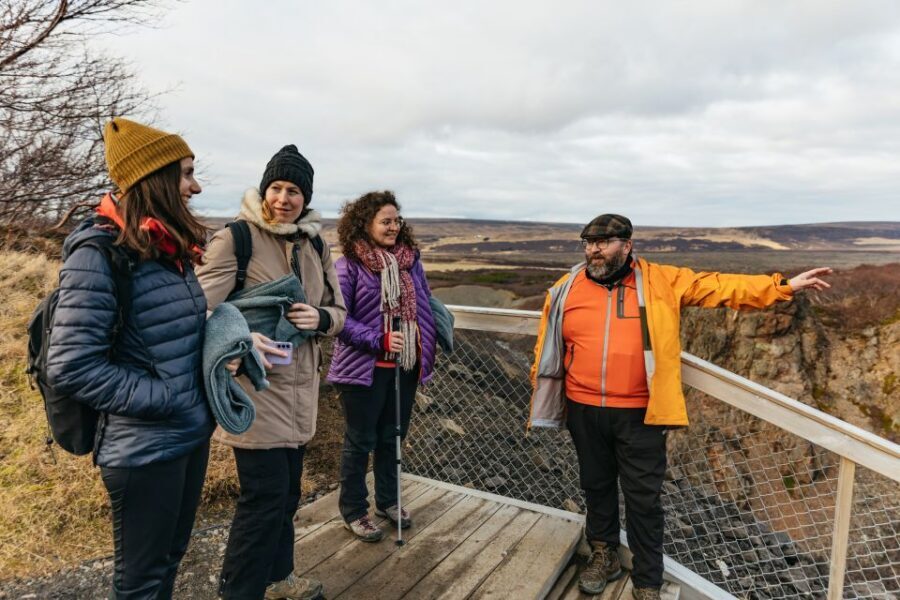 Reykjavik: Silver Circle Tour, Canyon Ride, & Thermal Baths - Sturlureykir Icelandic Horse Farm and Rugbrauð in the Vapor