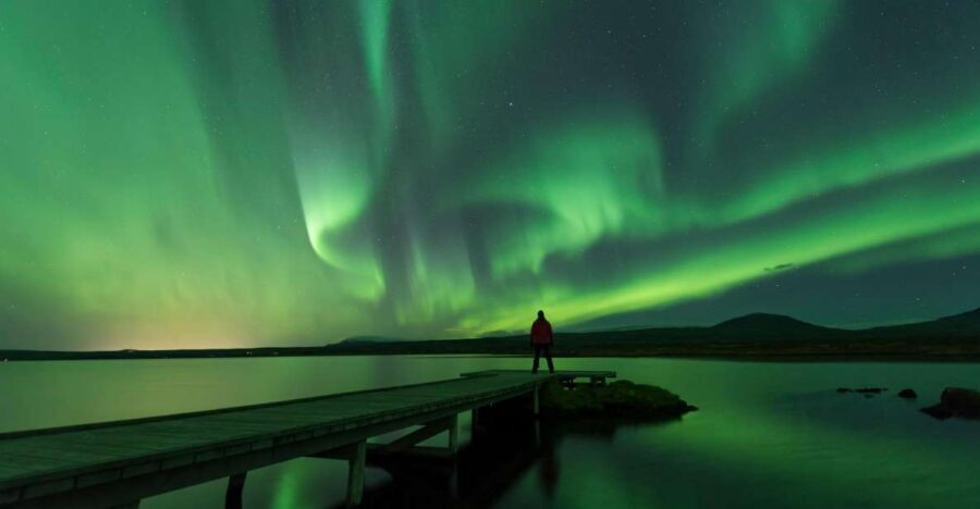 Reykjavik: Small Group Northern Lights Tour - Aurora Watching Time: What You Should Expect to See