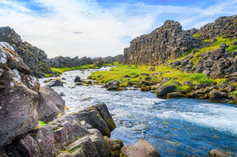 Reykjavik: The Golden Circle Full-Day Tour - Þingvellir National Park: walk the rift between two continents