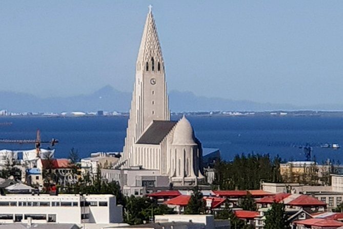 Reykjavik the Northernmost capital in the world - Stop 5: Reykjavik City Hall and the pond-side design