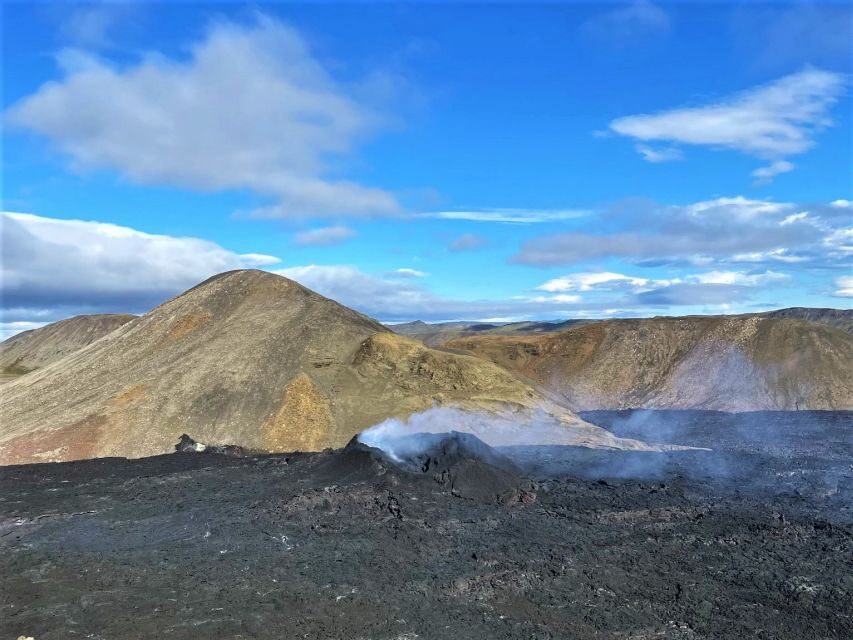 Reykjavík: Volcano Eruption Site and Reykjanes Hiking Tour - Entering Reykjanes Geopark: why this day feels different
