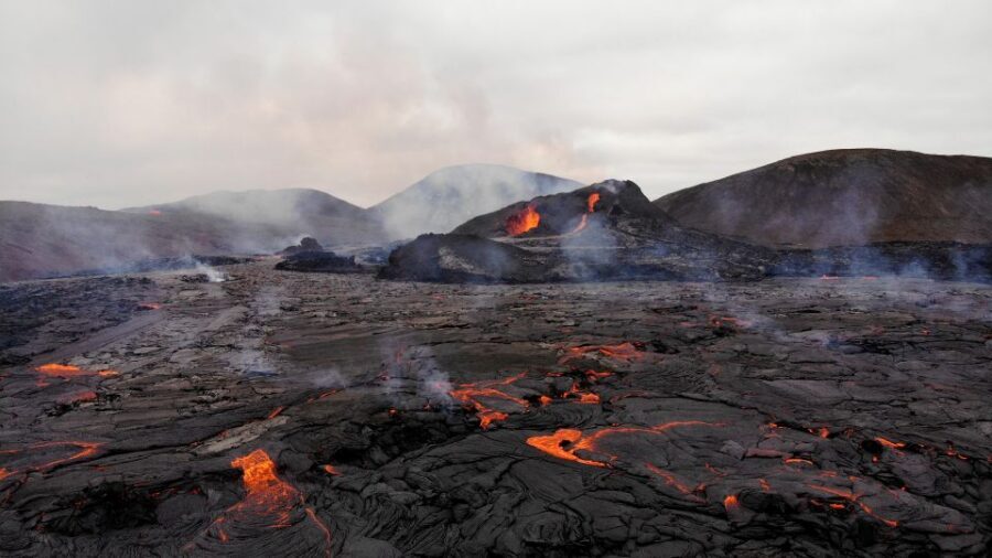 Reykjavík: Volcano Hike, Visit Grindavík and Blue Lagoon - Price and value: what $271 buys (and what to watch)
