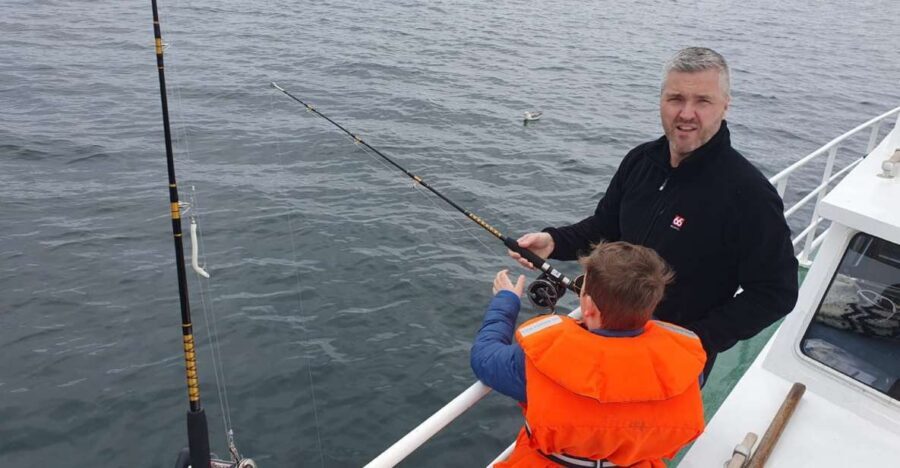Reykjavik's Finest Catch: Guided Sea Angling Tour - The first 25 minutes: a sightseeing cruise with purpose