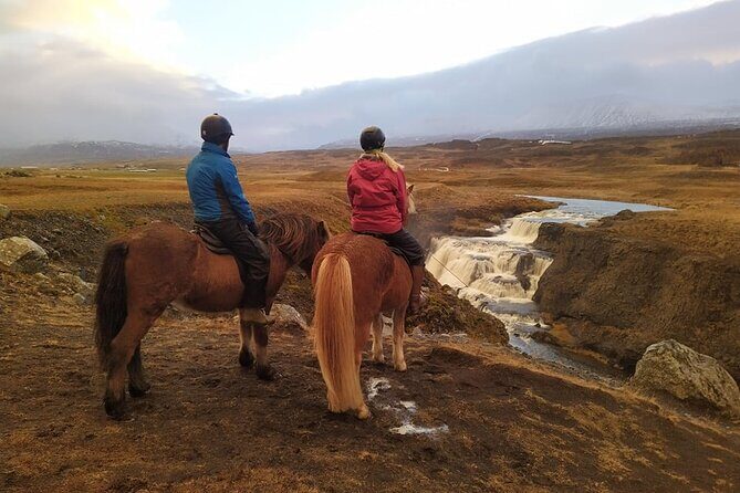 Short Riding Tour with Eye-Catching Photos at Waterfall - Where you start: Hestasport reception in Varmahlíð
