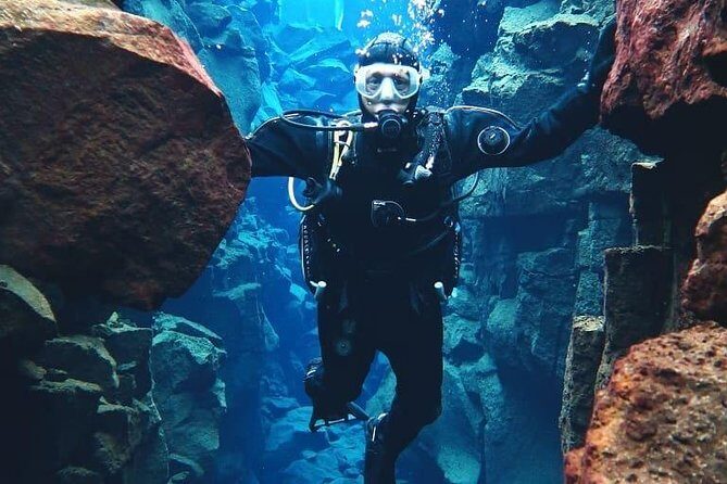 Silfra: Diving Between Tectonic Plates and Pick Up from Reykjavik - Small group comfort: why the 3-person cap changes everything
