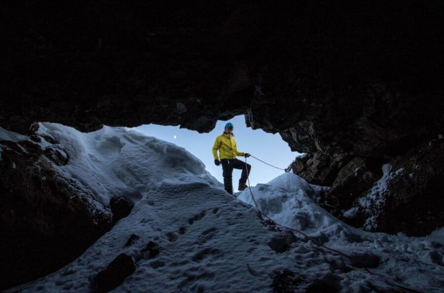 Silfra: Leidarendi Lava Caving & Snorkeling Tour with Photos - Who should book this (and who should skip it)