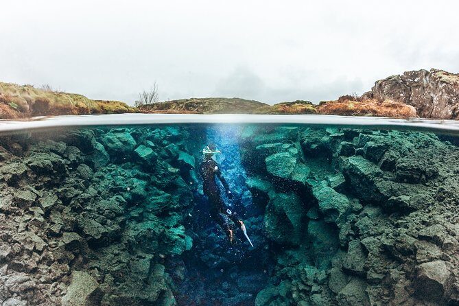 Silfra Wetsuit Snorkeling Tour with Underwater Photos - From Reykjavik - Gear up right: wetsuit vs drysuit (and what actually gets cold)
