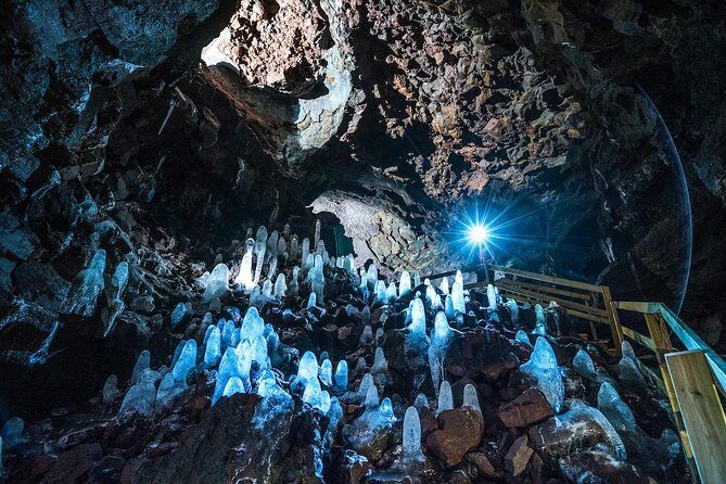 Silver Circle: Lava Cave, Waterfalls & Iceland Horses-Small Group - Key highlights I’d pencil in first