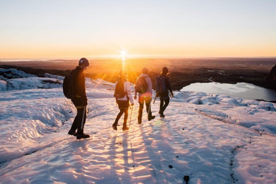 Skaftafell: Blue Ice Glacier Hike on Vatnajökull - Packing for ice: clothes, shoes, and how to avoid the cold surprise