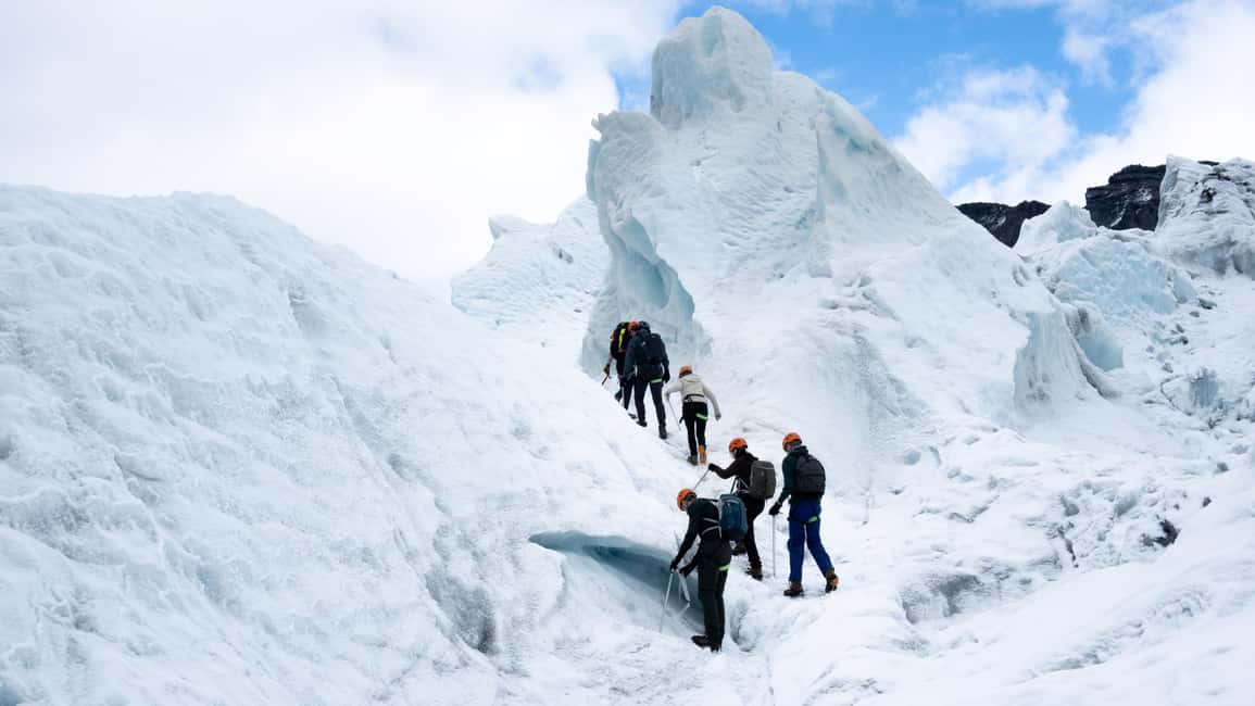 Skaftafell: Glacier Hike & Ice Climbing Adventure - The quiet pause: taking in Vatnajökull’s raw power