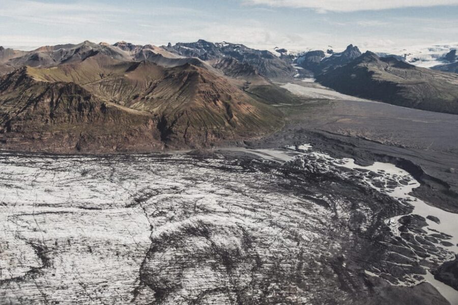 Skaftafell Nature Reserve: Highlights Scenic Airplane Tour - The green side: Skaftafell National Park hints from above